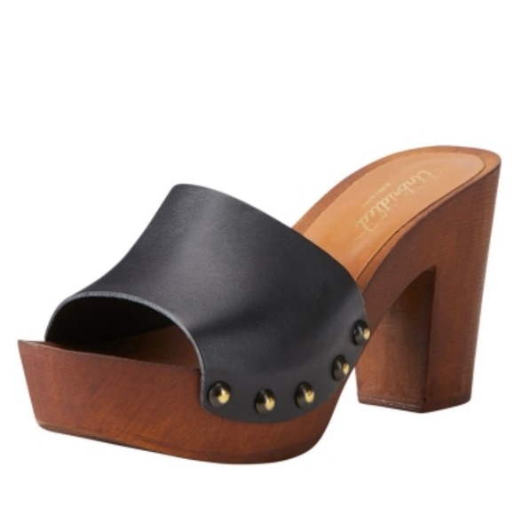 Ariat Shoes - Ariat Women's Unbridled Lennon Platform 
Sandal Black Leather Size: 38 (7.5)